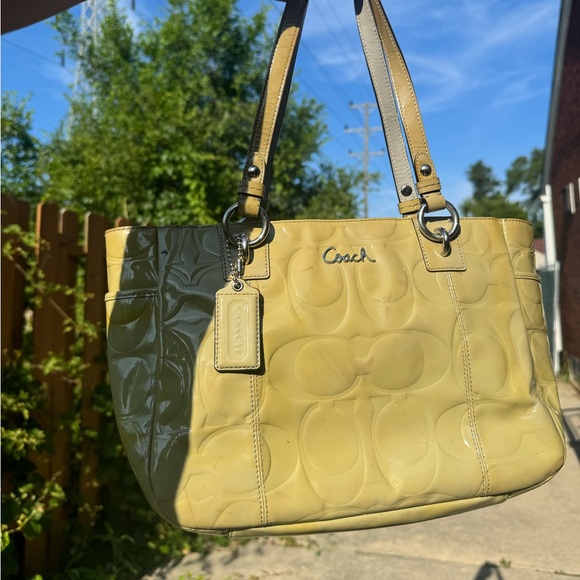Olive Green Vintage Coach Bag - Picture 5 of 6